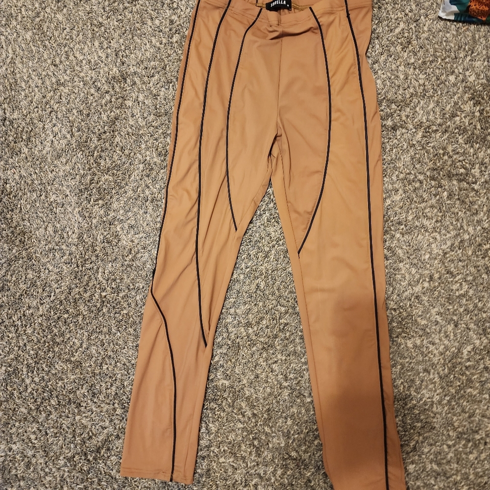 Sorella Shape tan color Piping legging size 1xl - Picture 1 of 10